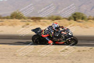 media/Nov-02-2025-CVMA (Sun) [[337aff29ab]]/Race 18-Supersport Middleweight/